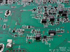 printed-circuit-board-3113719_1280_Willfried Wende