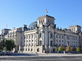 reichstag-1168308_1920_risconcrivale
