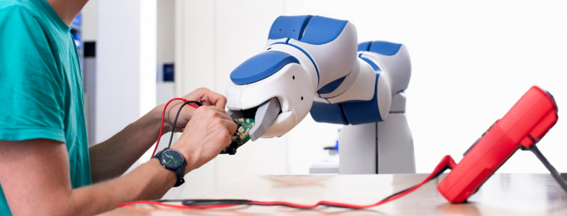 Cover_Photo_F-P-Robotics_WEB