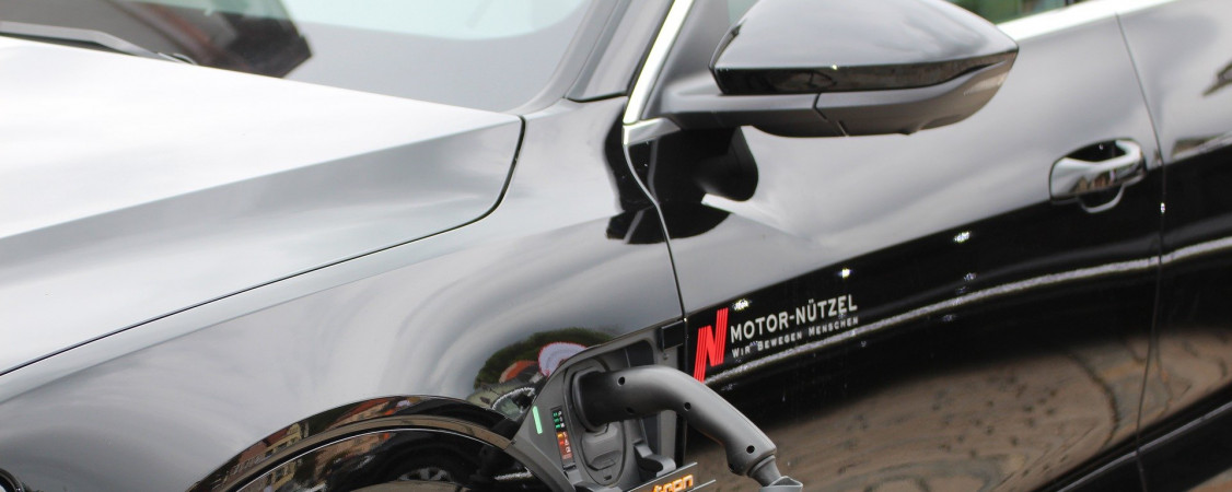 electro-4293128_1920_ markus roider