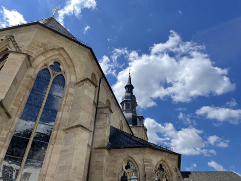 Die Abteikirche Tholey gehört zur ältesten Klosteranlage Deutschlands. / © M&T Metallhandwerk & Technik