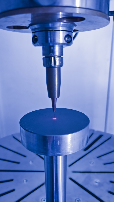 Eigene Systemtechnik am Fraunhofer IWS zum Laserauftragschweißen mit Hilfe von Ultraschallanregung. - © Fraunhofer IWS