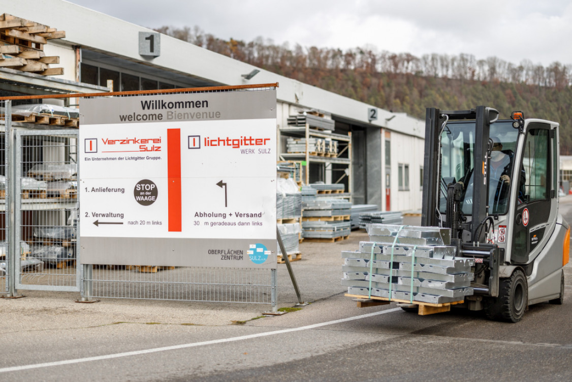 KUKA@Verzinkerei_Sulz_300_dpi_Press _20__WEB