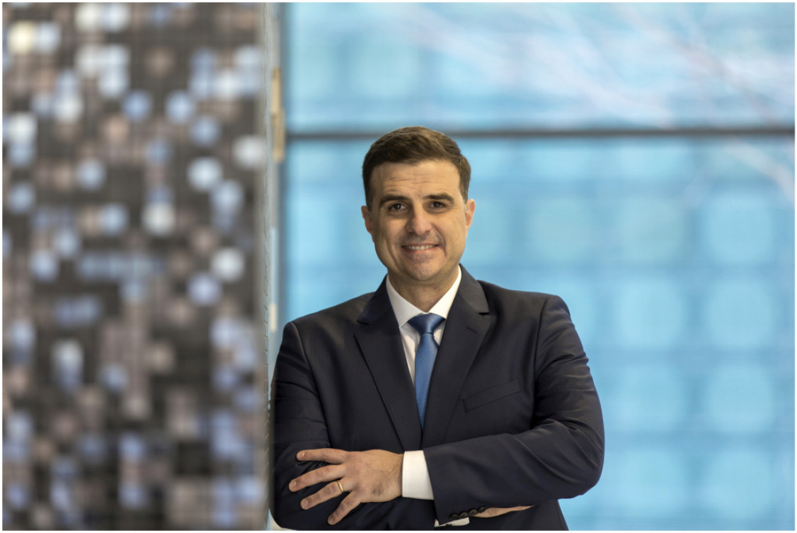 media-contact-attachments.apa 2_WEB