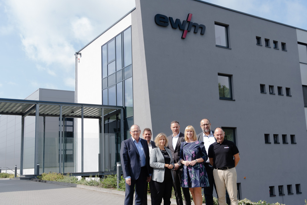 EWM PM Besuch Klimas~rin Eder_Bild 1