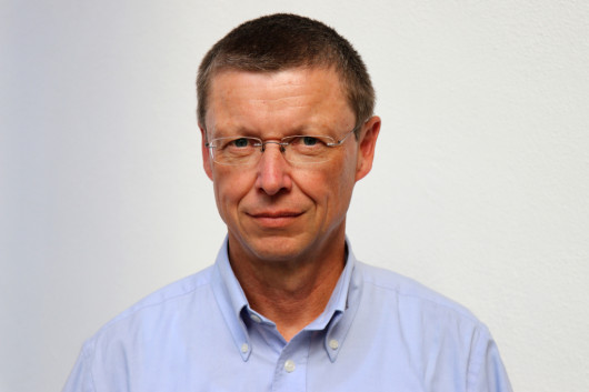 Neuer Stellvertreter im Vorstand der VTH-Fachgruppe „Klebtechnik“: Thomas Mahlo (Mrose). / © VTH/Kollaxo