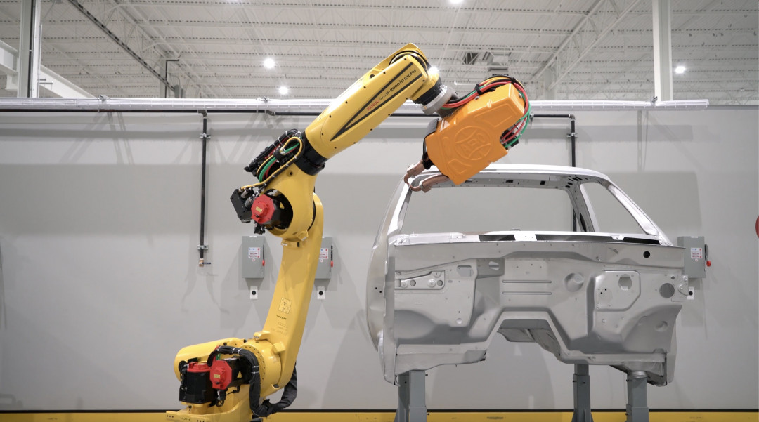 Fanuc FAC R-2000 Spot Welding