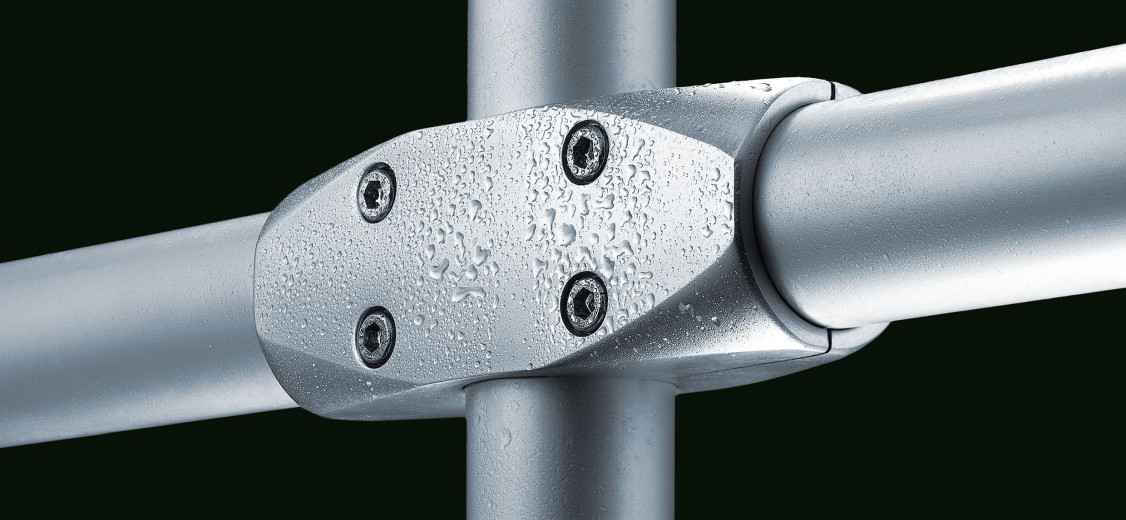 Eloxierte Rohrverbinder von Brinck eignen sich sowohl für die Realisierung wetterfester als auch designorientierter Rohrkonstruktionen. - © Ernst Brinck GmbH