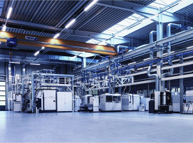 Auf inzwischen 17 Metall-Sinteranlagen fertigt FKM neben Prototypen auch metallische Serienbauteile nach industriellen Maßstäben.