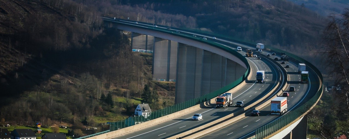 highway-7947511_1280_Paul Mertes