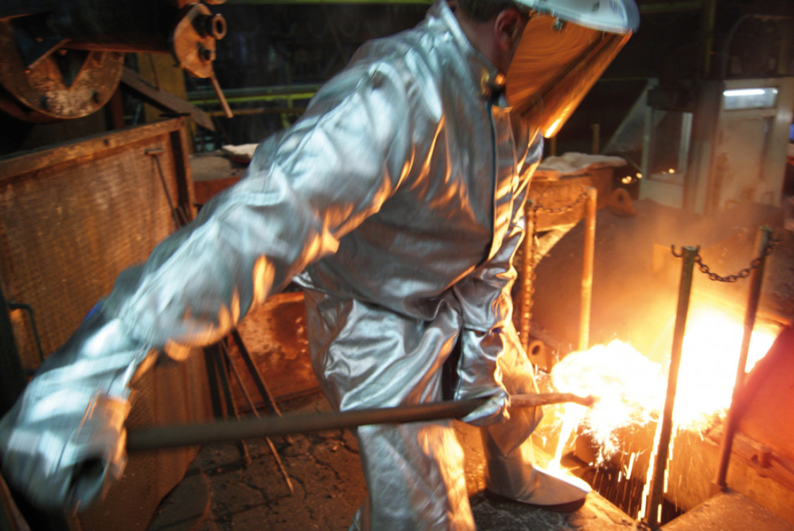 Jutec-AluSchutzKleidung-02-g_WEB