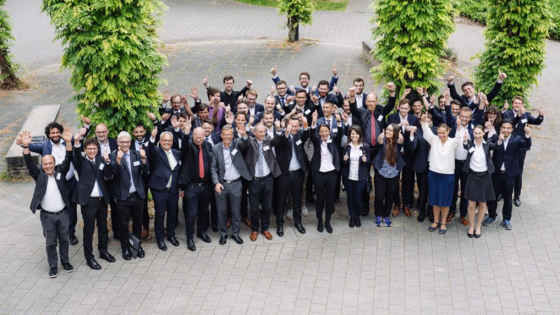 2023_097_Vision des ewigen innovativen Produkts_Kreislauffabrik soll Produktion revolutionieren_1_WEB