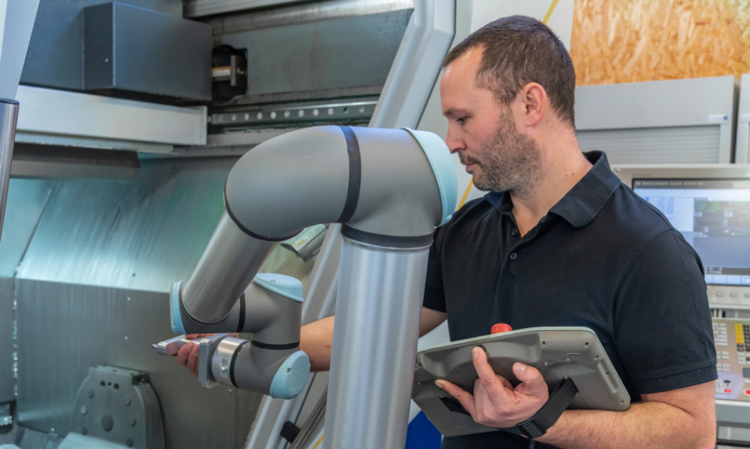 01_HK_Cobot-Praesentation_WEB