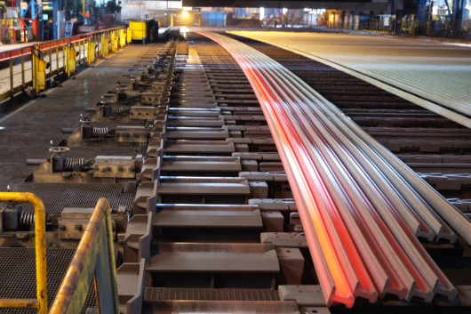 06_Saarstahl_Grüne_Schienen_Bahnbrechender_Erfolg_WEB