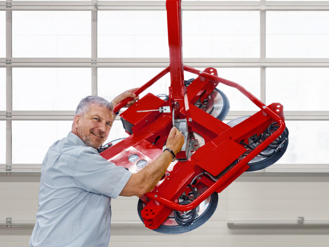 Bild 2_PM Umfirmierung euroTECH_WEB