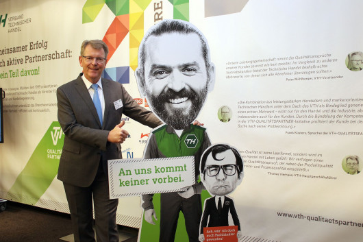 VTH-Jahrestagung-2019_Foto-Kollaxo_320bk