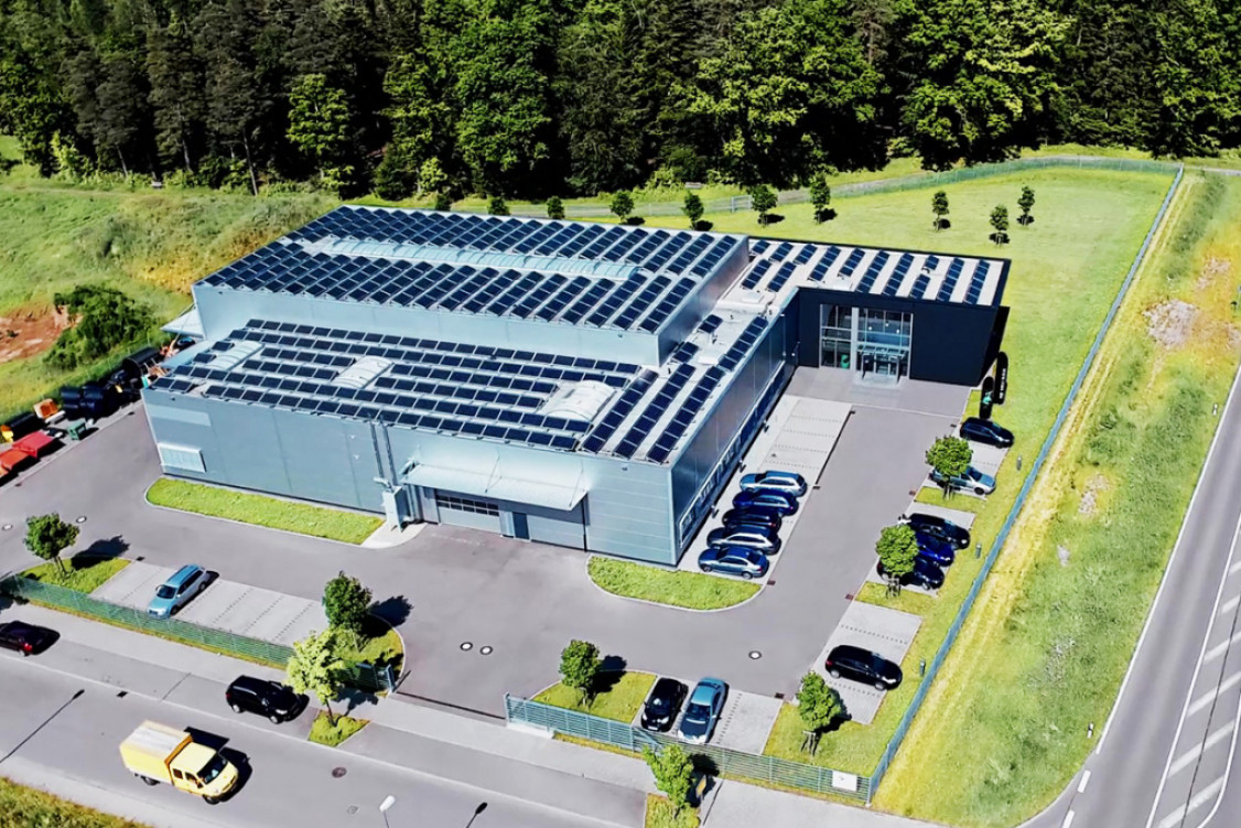 building-front_birdview_eugen-riexinger-gmbh-cokg_WEB