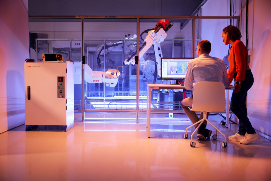 240604_PM_ABB_Robotics_OmniCore_1_WEB