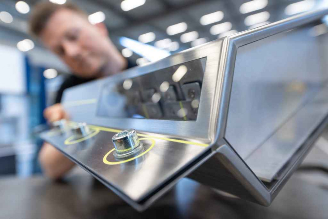 Small RGB-TRUMPF_battery_recycling_2_WEB