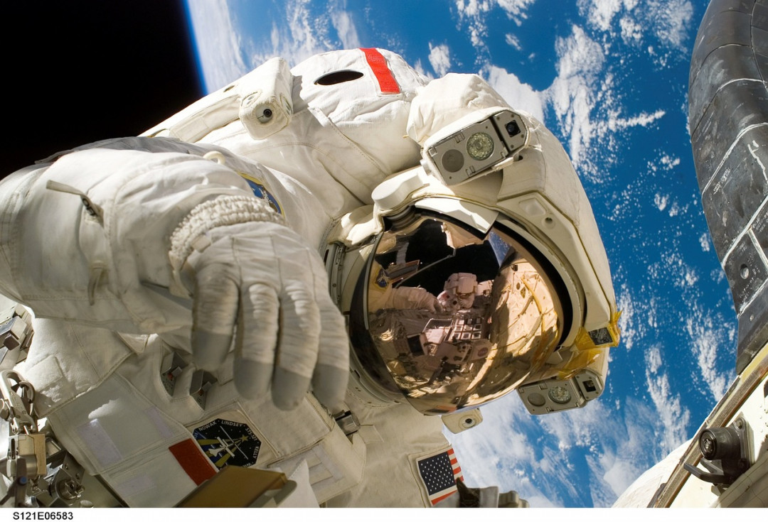 astronaut-11080_1280_WikiImages