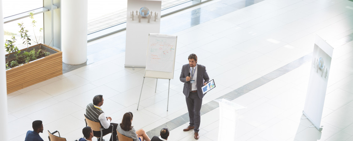 AdobeStock_wavebreak3