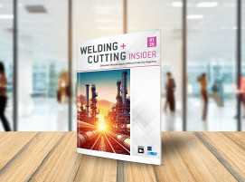 Messezeitschrift_vor_Hintergrund