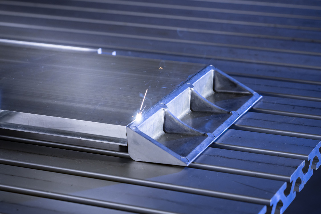 10-PM-Fraunhofer-IWS-Intelligentes-Laserschweisse-Bild01