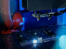 OTC-Seam-Inspection-Laser-Welding-Blackbird-300dpi