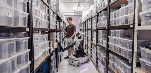 PAL_Robotics_-_Tiago