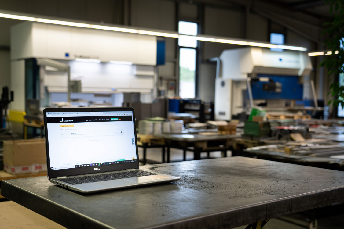 Laserhub_Computer_klein _002_