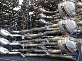 Komplexe Abgassysteme und medienführende Bauteile für renommierte Hersteller der Fahrzeugindustrie sind das Kerngeschäft von PTS.