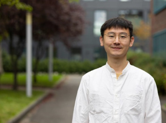 The German Research Foundation (DGM) awarded Dr. Liuliu Han with the DGM Prize for Young Scientists. Han is project group leader at the Max Planck Institute for Sustainable Materials and focusses on developing rare-earth free magnets.