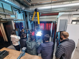 Vorführung des MAG-Schweißens mit und ohne Schutzgas © SLV Halle GmbH 2025