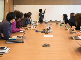 pexels-divinetechygirl-1181396