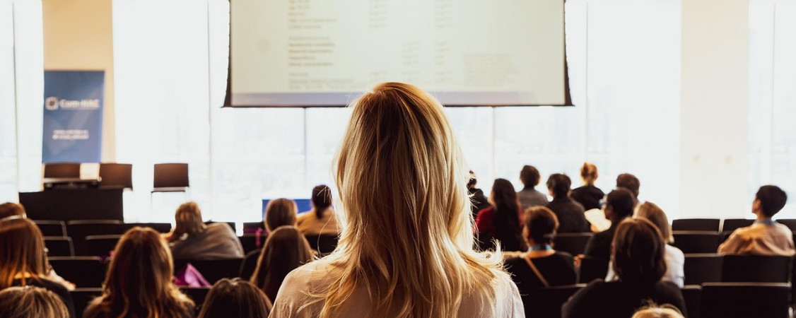 conference-7693055_1280
