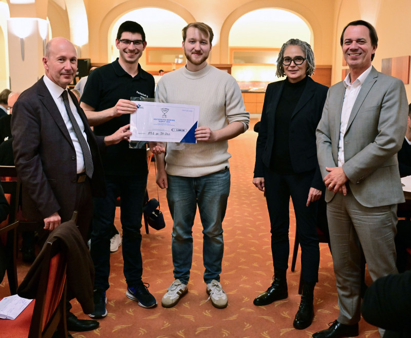 Bild 3_Gewinnerteam TH OL _Quelle Tobias Kaufmann - RWTH Aachen _002_