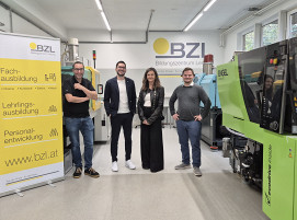 Benjamin Haberl (Ausbildungsleiter BZL), Matthias Ruff (Vertriebsleitung und Prokurist SKZ), Sonja Zak (Geschäftsführerin BZL) und Thomas Gutwein (Geschäftsführer BZL, von links) freuen sich über die neue Kooperation.