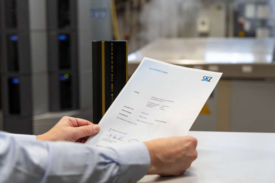 SKZ warnt vor gefälschten Zertifikaten – nur offiziell gelistete Nachweise stehen für geprüfte Qualität. - © Luca Hoffmannbeck, SKZ