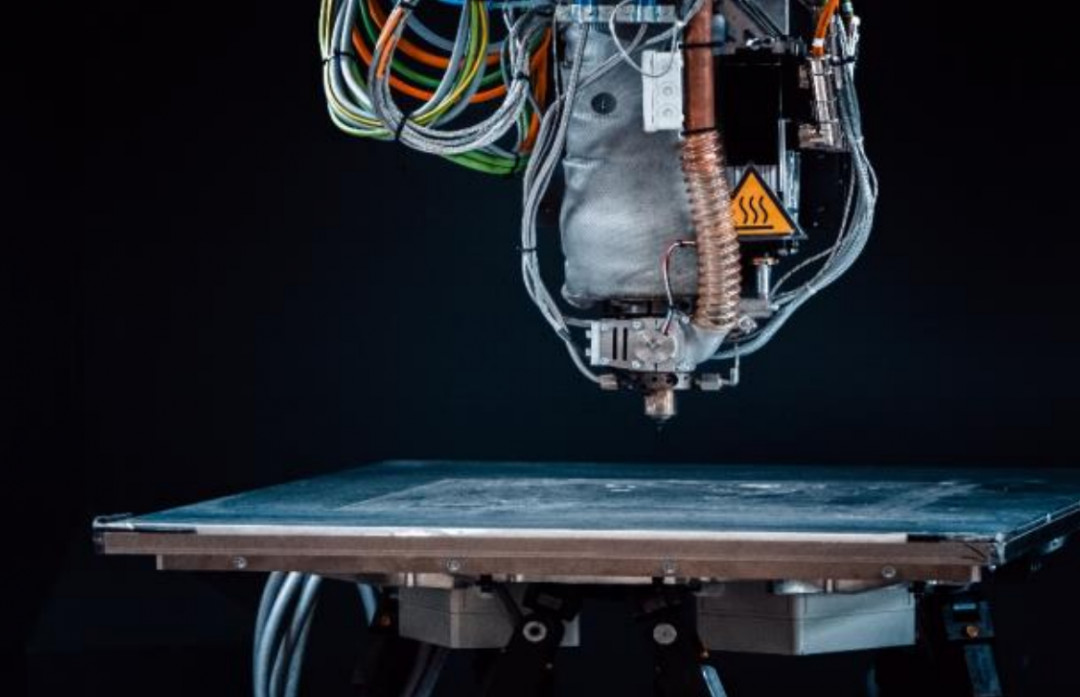 SEAMHex 3D-Drucker erweitert die additive Fertigung am Fraunhofer IWU. - © Fraunhofer IWU