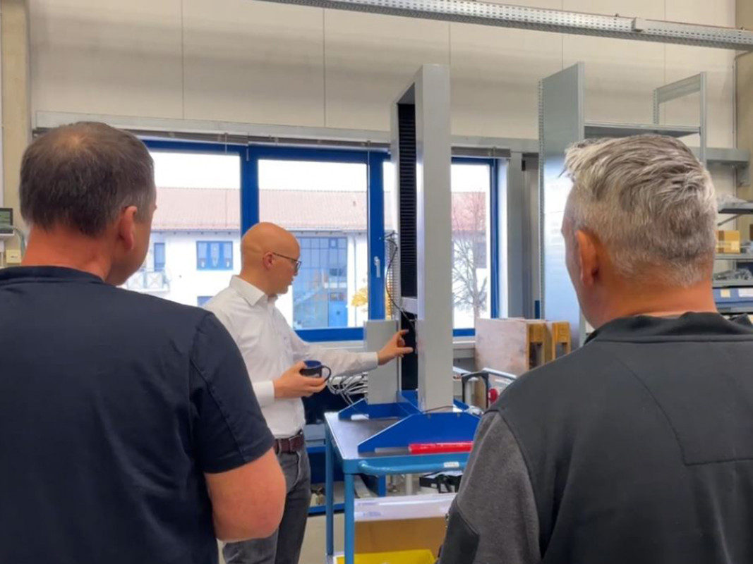 © Hegewald & Peschke Meß- und Prüftechnik GmbH