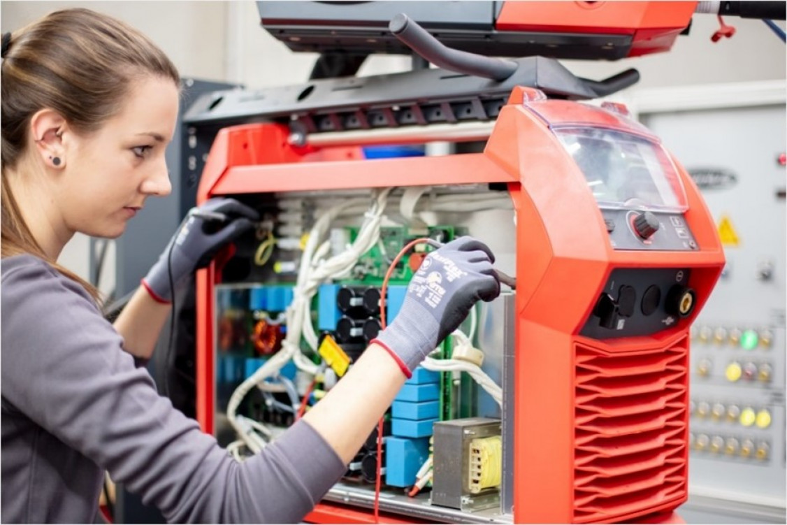 Fronius Reparaturservice - © Fronius International GmbH