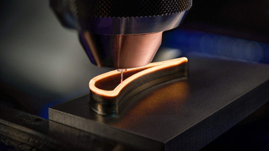 Das Fraunhofer ILT und Cailabs erforschen gemeinsam neue Ansätze für die hochleistungsfähige drahtbasierte Lasermaterialabscheidung. - © Fraunhofer ILT, Aachen / Volker Lannert