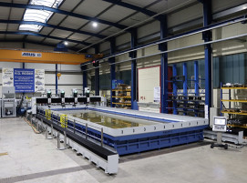 Das ist die neue Wasserstrahlschneidanlage, die in Ilsenburg aufgebaut wird.