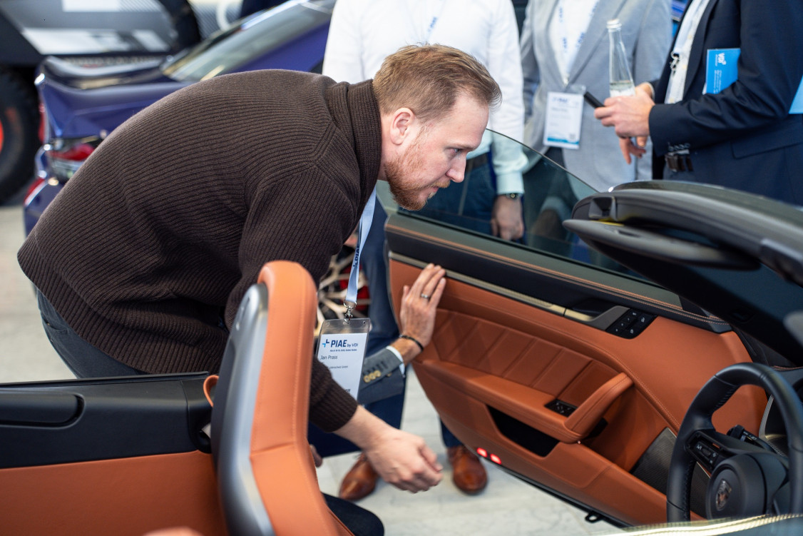 Die Fachausstellung war ein beliebter Anlaufpunkt zwischen den Vorträgen. - © VDI Wissensforum