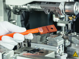 Manuelle Leitungssatzfertigung