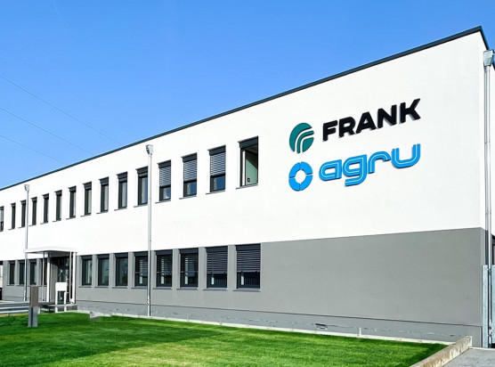 Eingangsbereich und Büroräume der Dreieichstraße 4