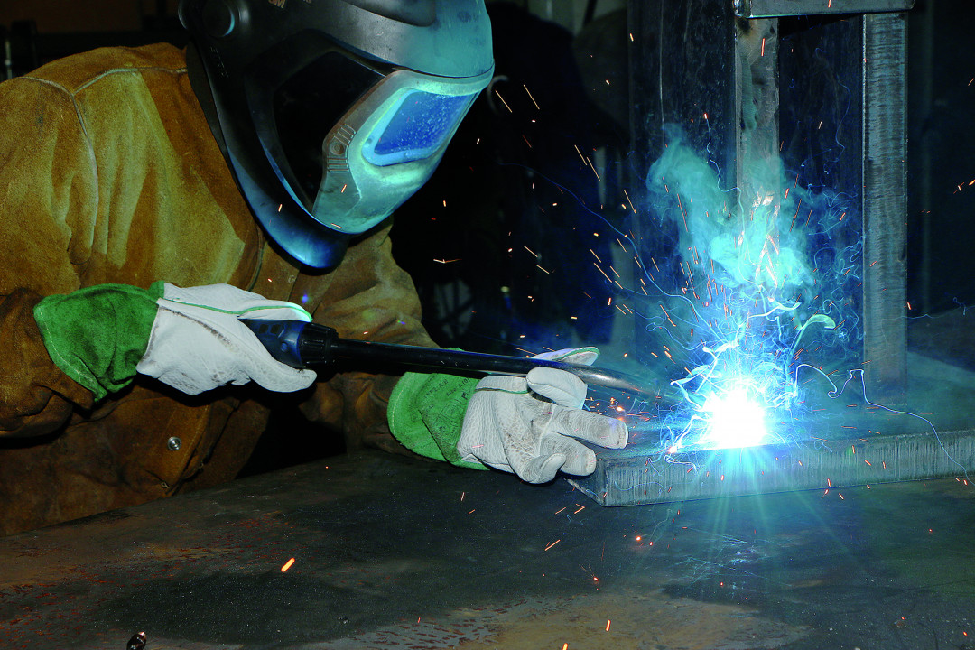 Welding in a gap - © Alexander Binzel Schweisstechnik GmbH & Co. KG