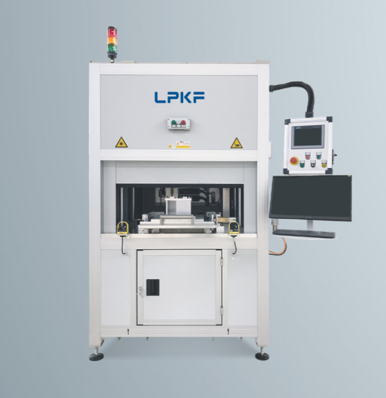 Schweißmaschine mit der Absorbing-to-Absorbing-Technologie - © LPKF