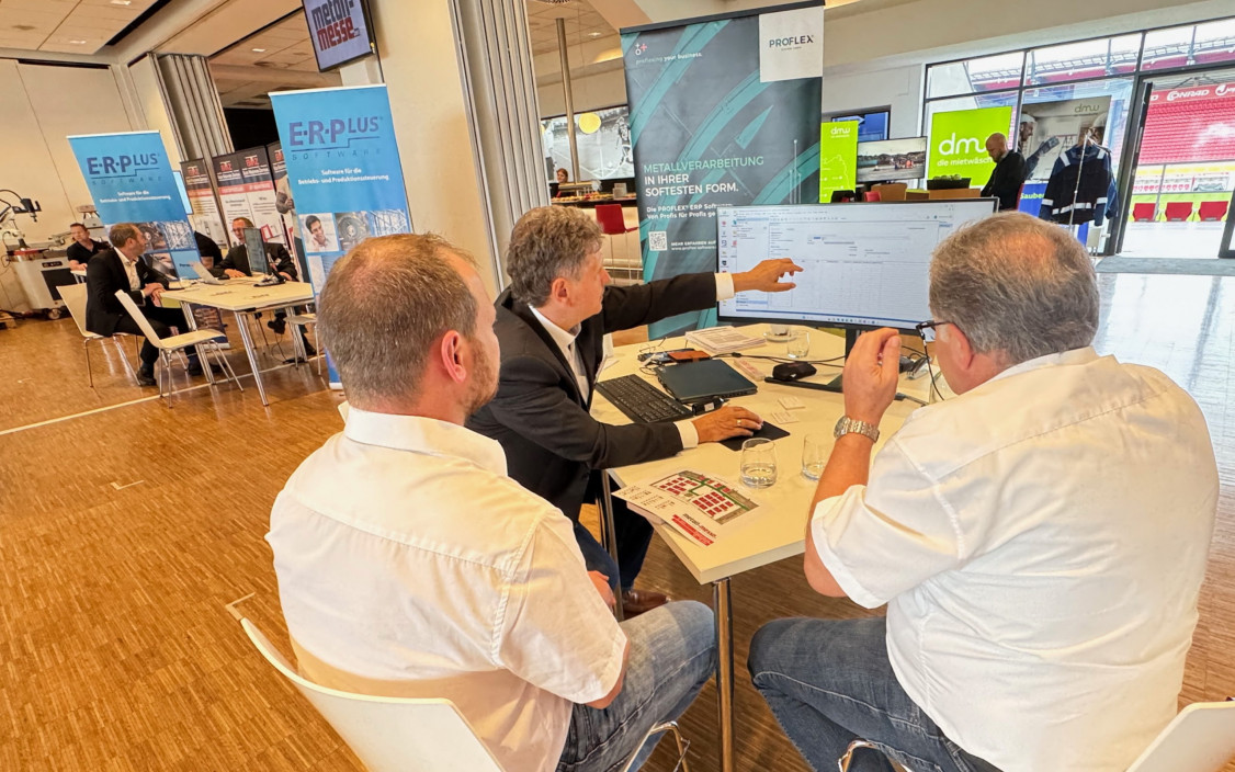 Software-Anbieter beraten die Messebesucher. - © PSE Redaktionsservice GmbH