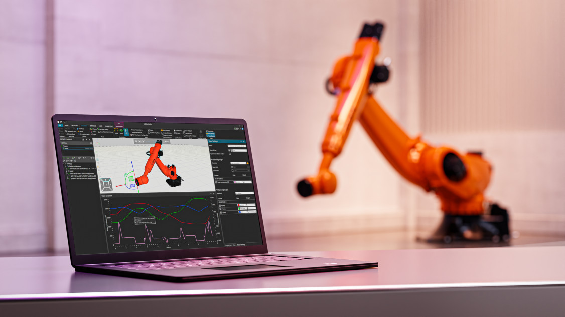 Mit iiQWorks.Sim können die Schulungszellen virtuell geplant werden. - © KUKA